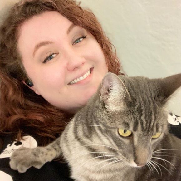 Meet your Posher, Laurel - Picture 5 of 5